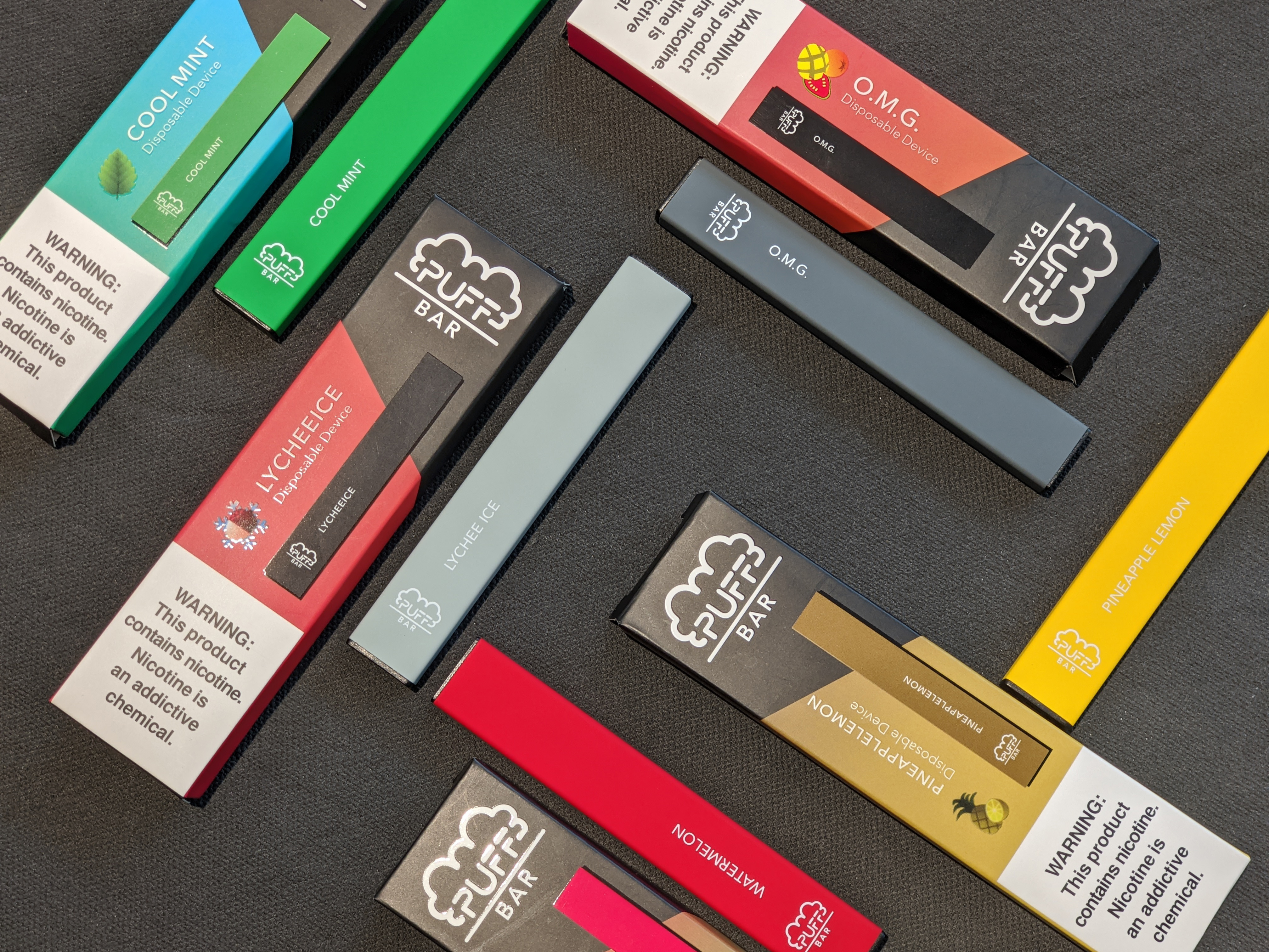 Puff Bars and packaging